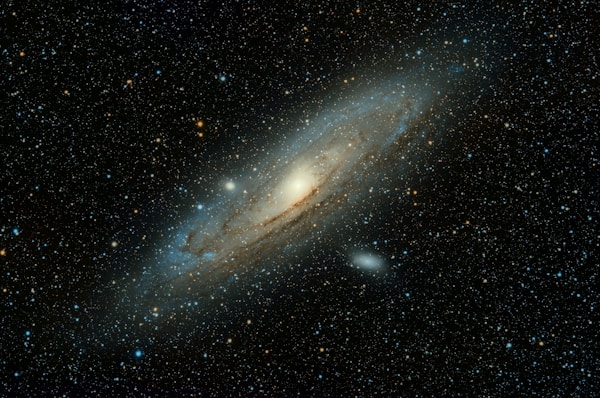 学生探索宇宙教育